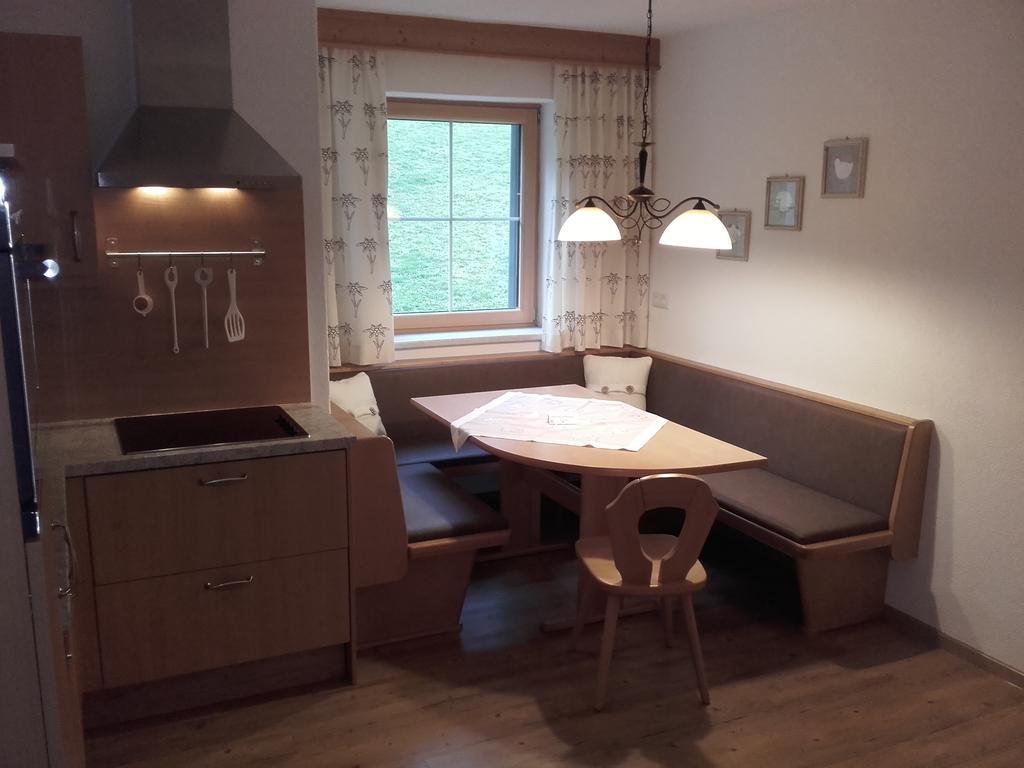 Tirol Appartement Haus Zillertal Zell am Ziller Værelse billede